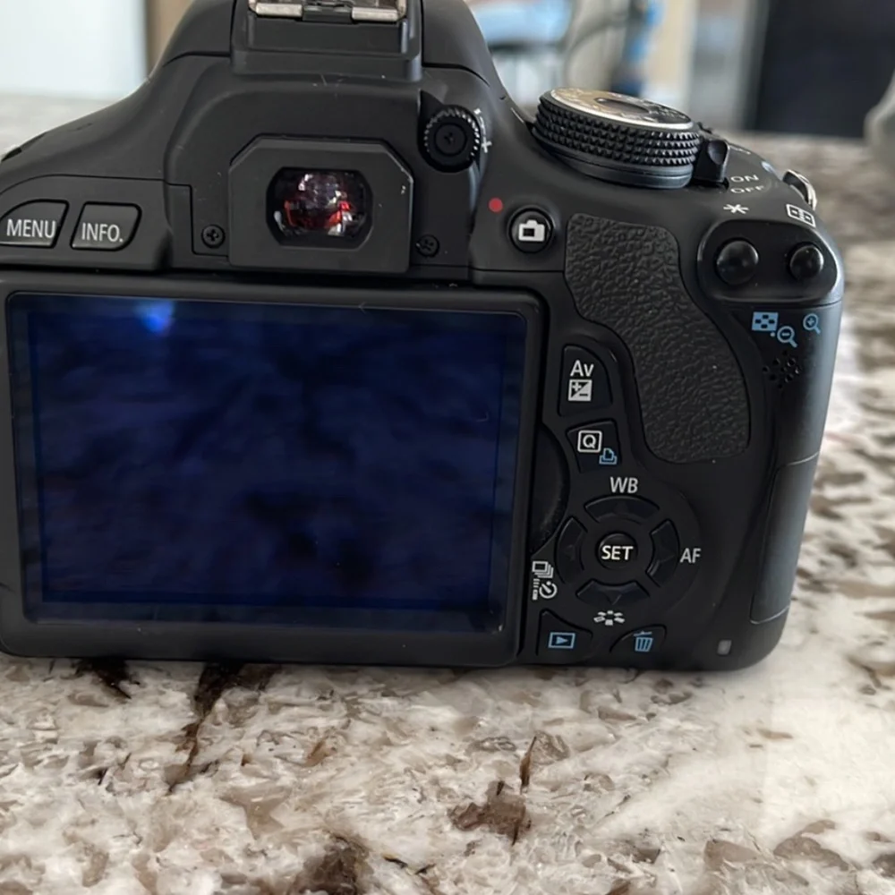 Canon EOS Rebel T3i
